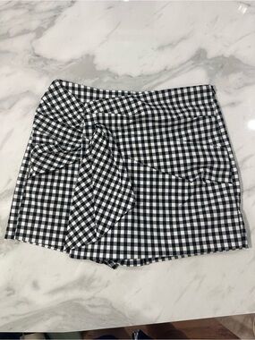 ZARA Cute Black and White Gingham Tie-Front Mini Skort Skirt Shorts Size Small
